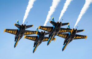 VietJet Air: Meet the Charming Flight Attendants Photo VietJet Air Flight Attendant